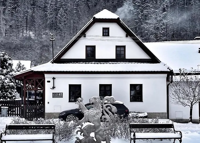 Chaloupka Pod Hradem 펜션 Svojanov (Pardubice)