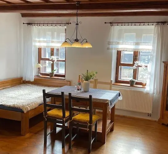 Chaloupka Pod Hradem Svojanov (Pardubice)